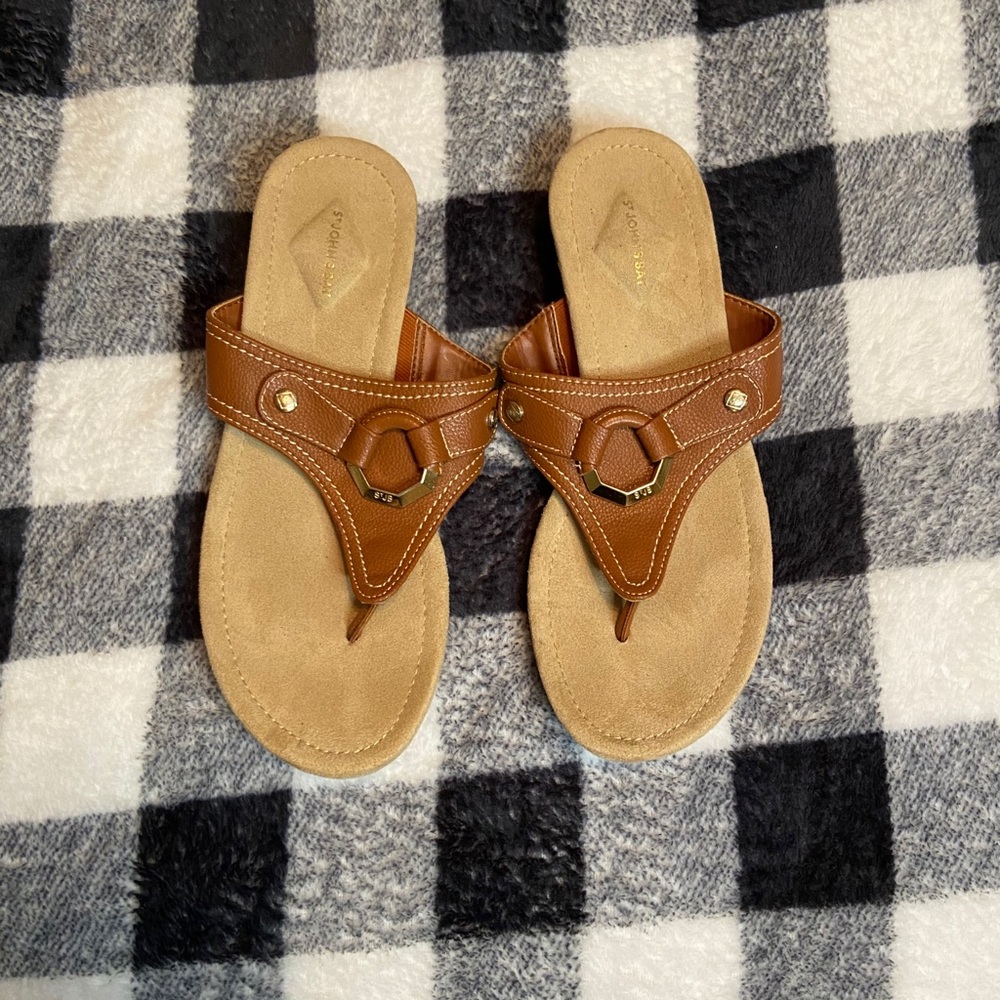 Brown leather sandals
